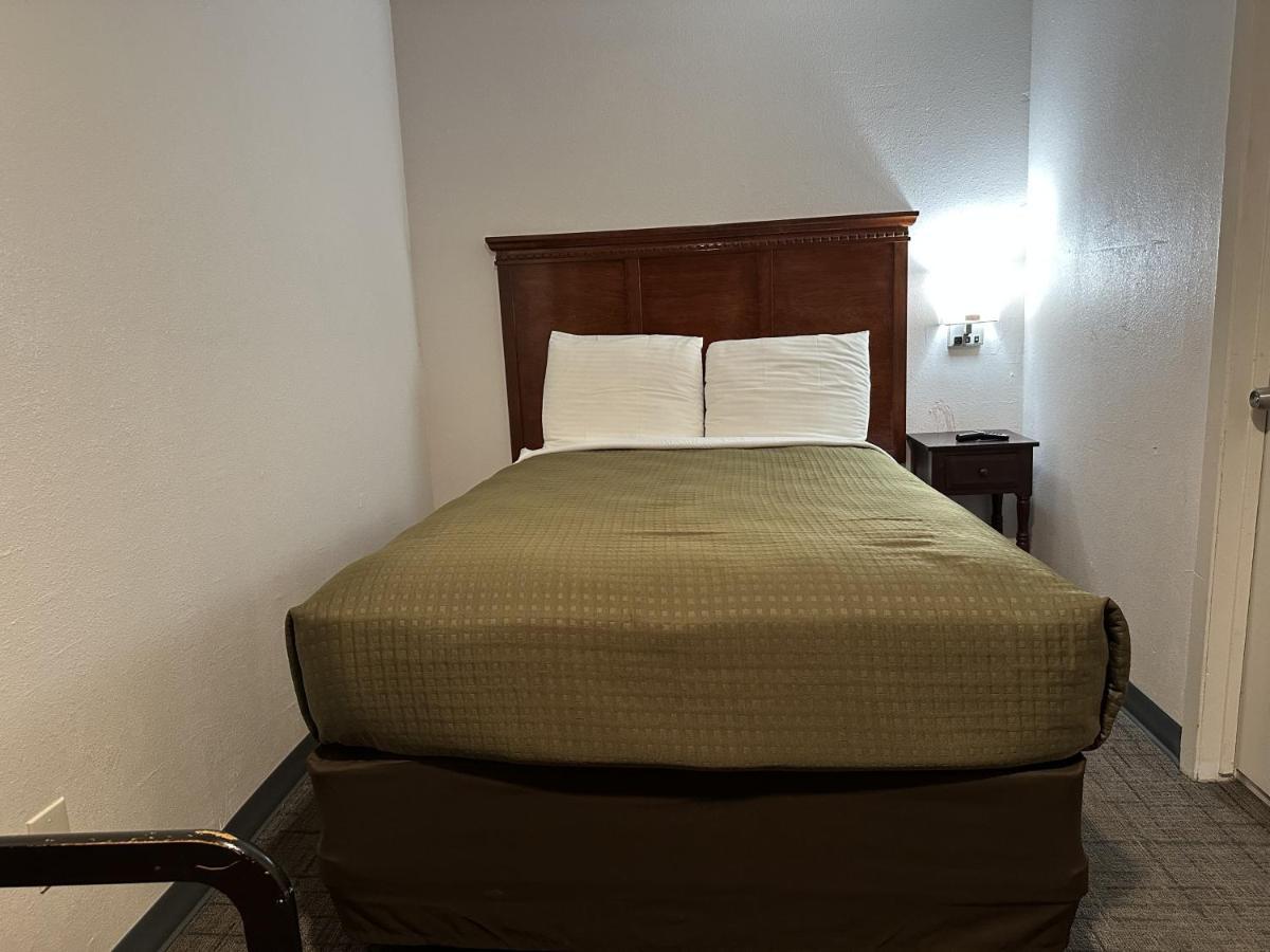 Llano Motel Buitenkant foto